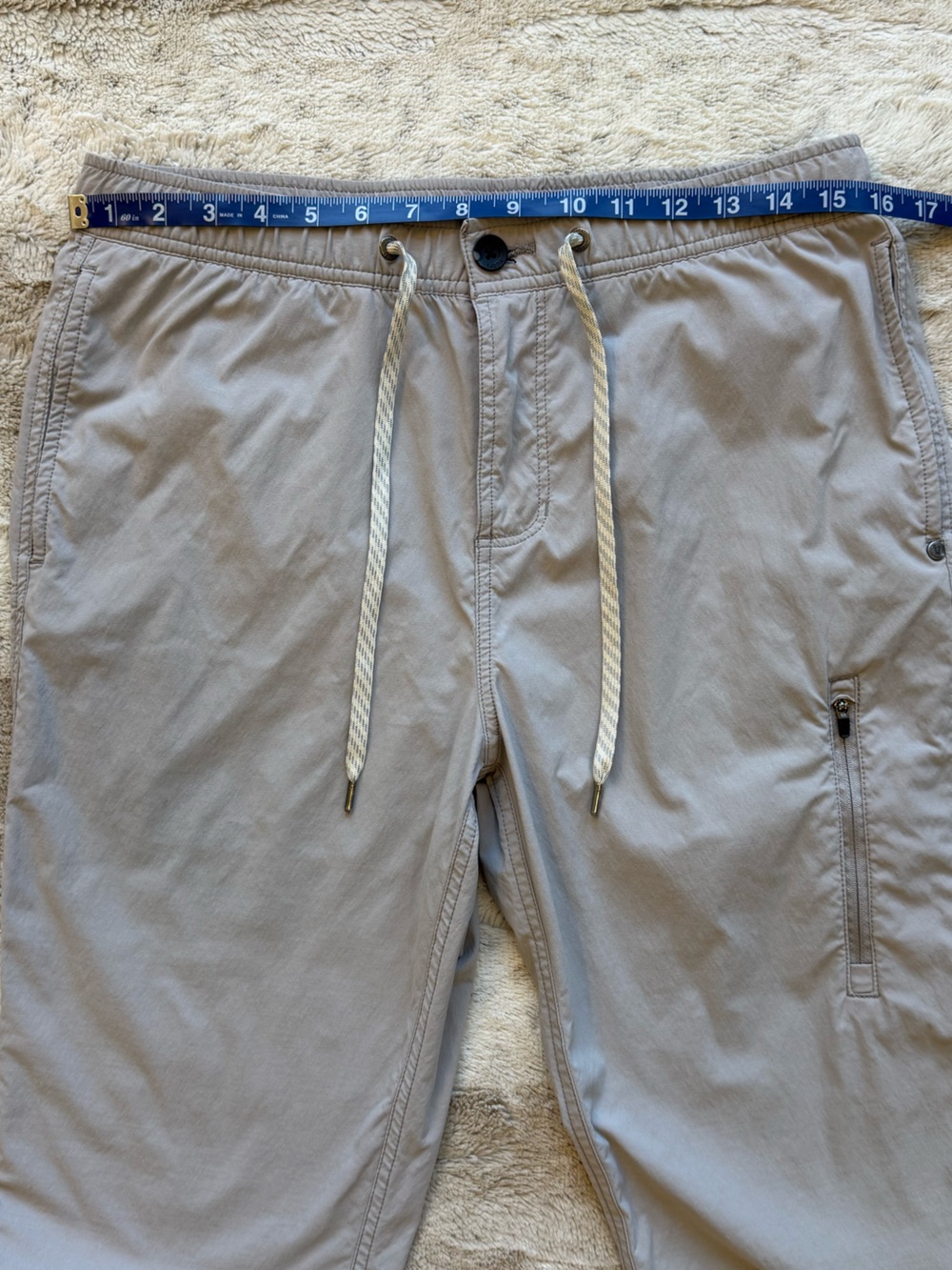 Vuori Men’s Technical Climber Pant in Fog Size M - Picture 7 of 11